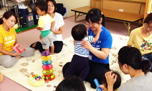 ほっとひろば（レインボーホール）の様子